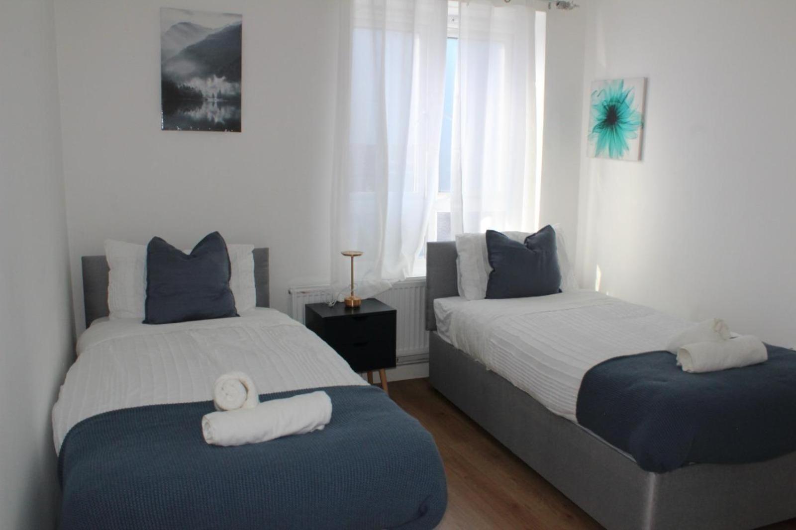 Cozy 2 Bedrooms Apartment- Vauxhall, Oval & Nine Elms * Londra